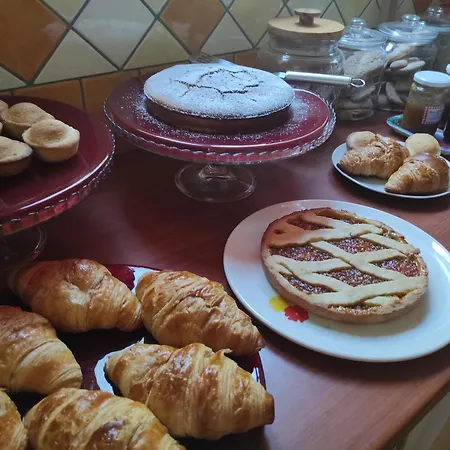 Casa Noemi Bed & Breakfast