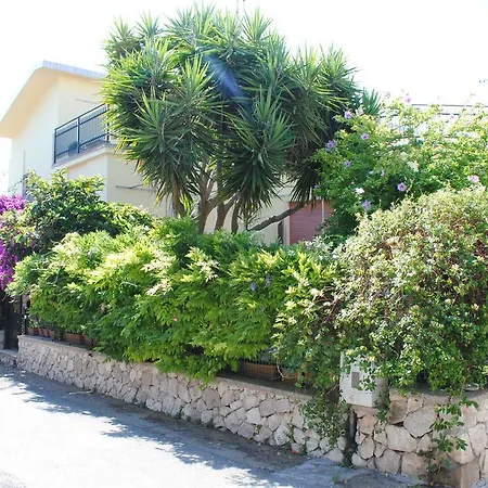 Casa Noemi Bed & Breakfast Uggiano La Chiesa