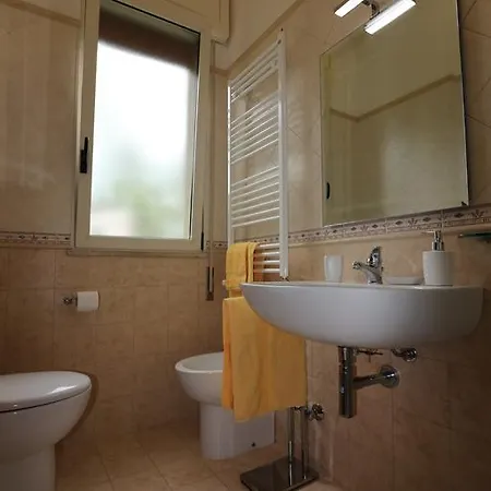 Casa Noemi 3* 우기아노 라 치에사