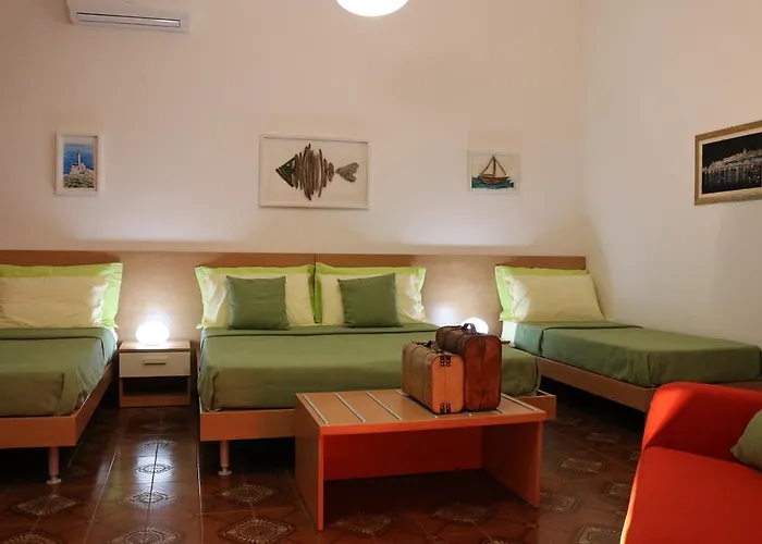 Casa Noemi Bed & Breakfast 3*